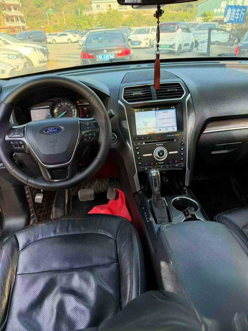 贵港18年福特探险者4