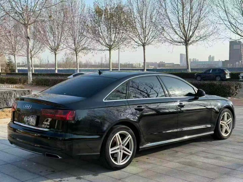 青岛17年奥迪A6L8