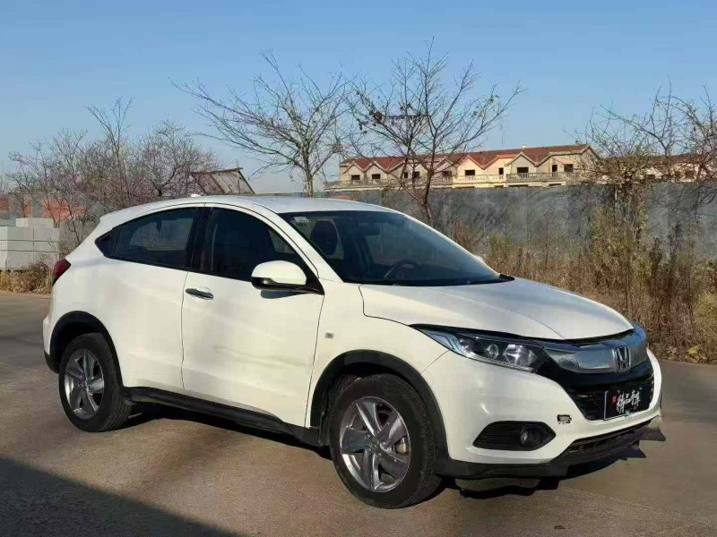 青岛21年本田缤智3