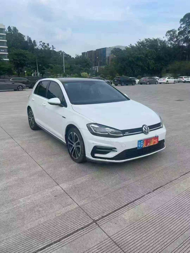 佛山19年大众高尔夫2