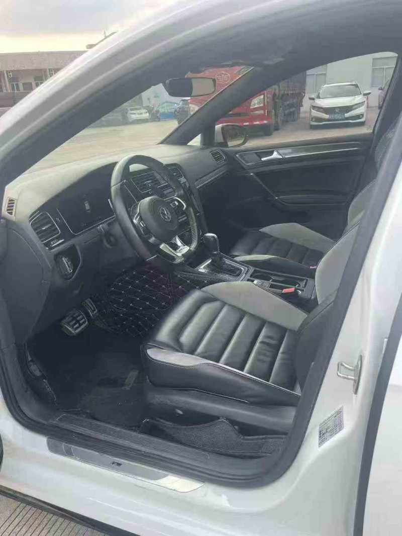 佛山19年大众高尔夫4