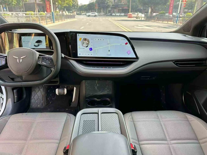 汕头25年红旗EH75