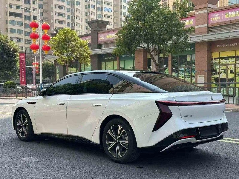 汕头25年红旗EH78