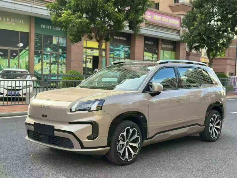 深圳25年传祺埃安V2