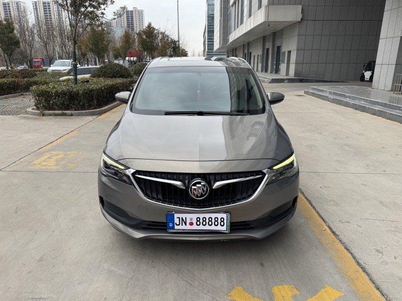 济宁20年别克GL61