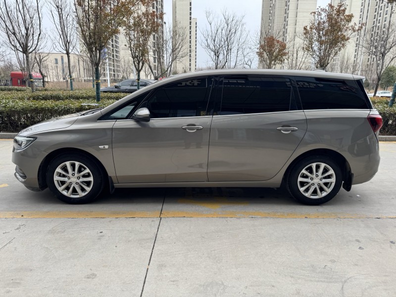 济宁20年别克GL68