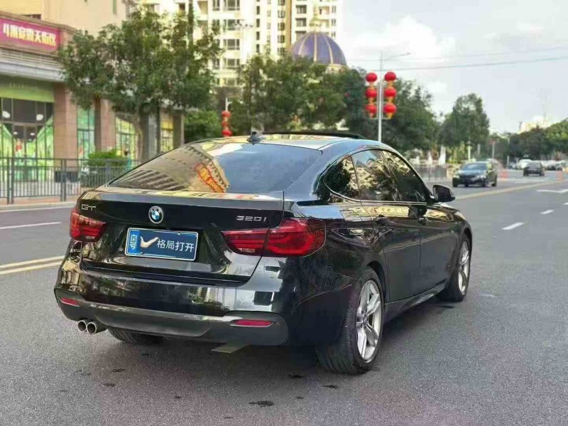 湛江21年宝马3系8