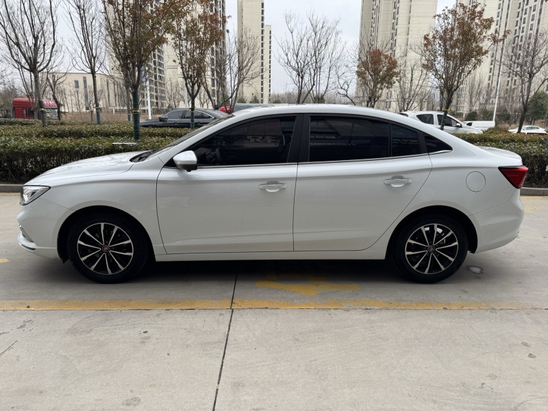 济宁21年荣威i58