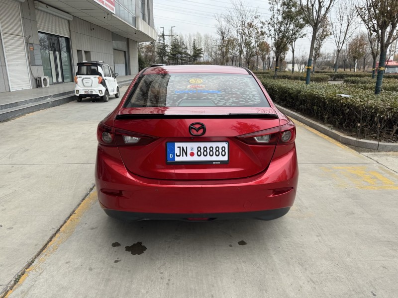 济宁15年马自达昂克赛拉9