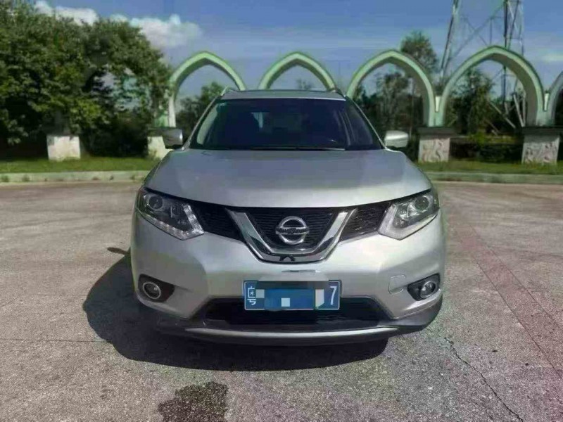 北海14年日产奇骏1