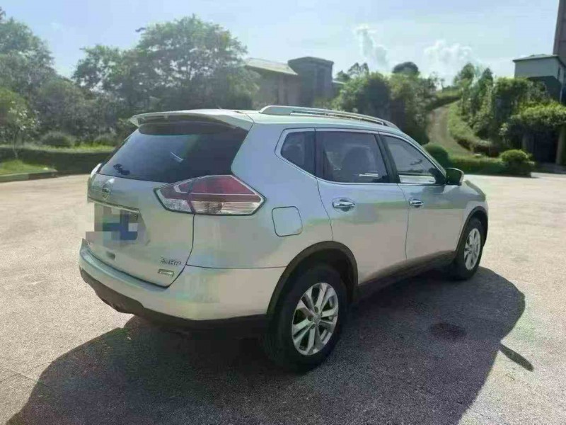 北海14年日产奇骏6