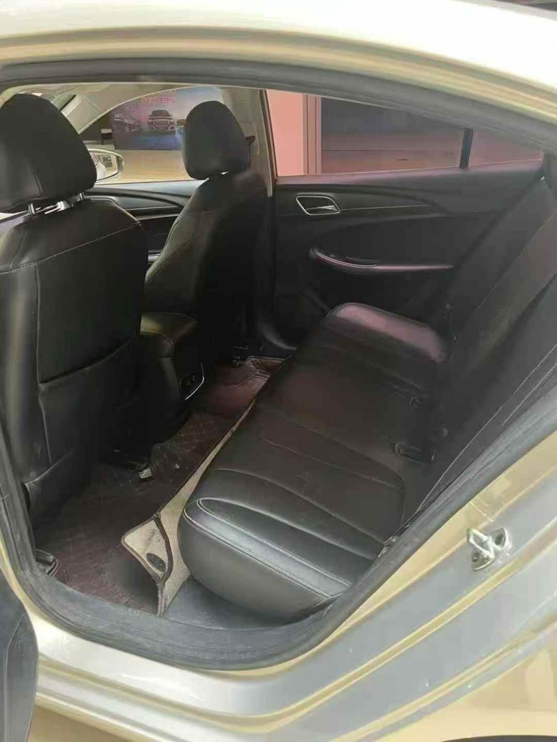 淮北19年荣威i54