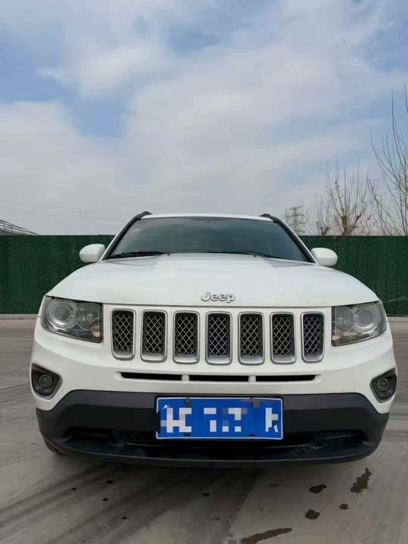枣庄14年Jeep指南者1