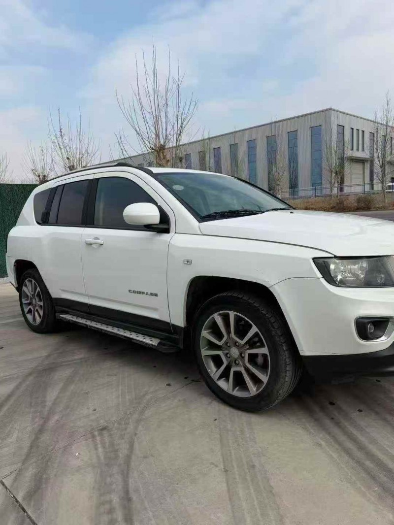 枣庄14年Jeep指南者3