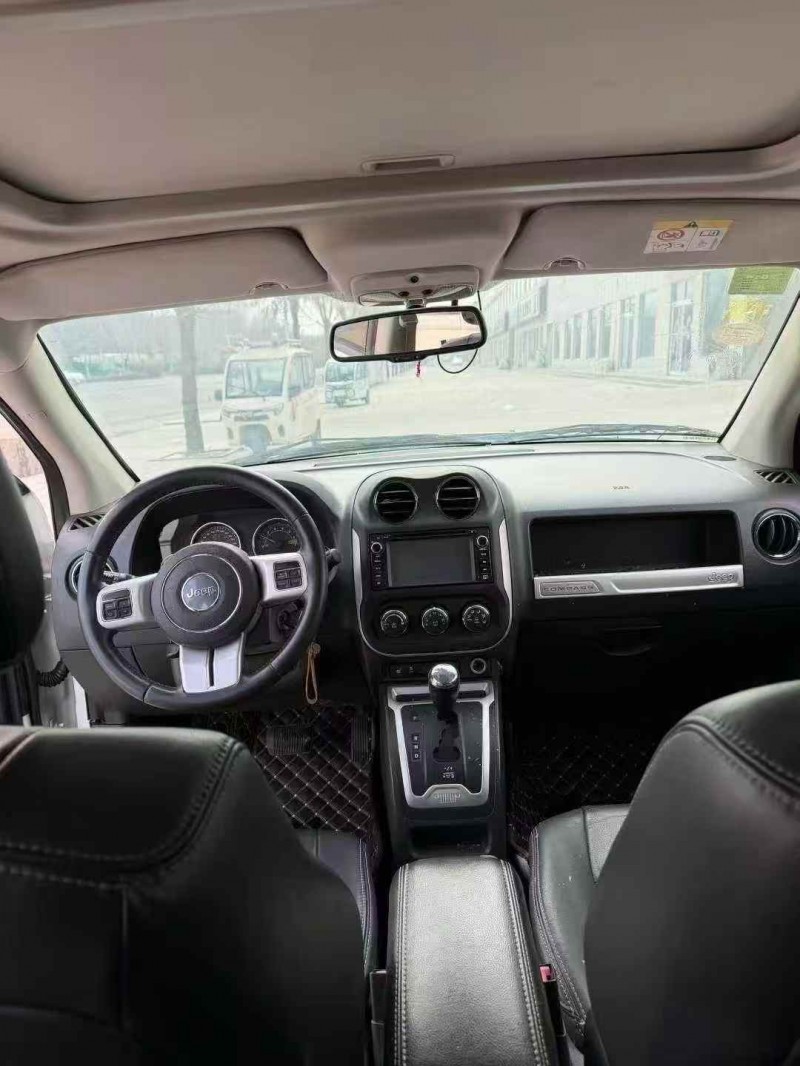 枣庄14年Jeep指南者5