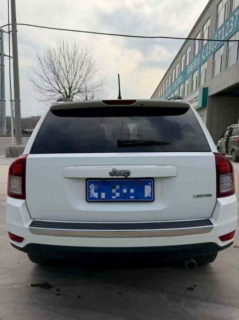 枣庄14年Jeep指南者9