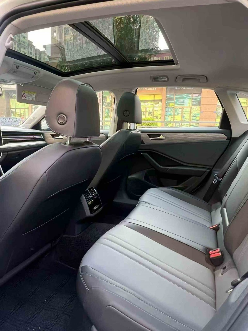 珠海25年大众速腾6