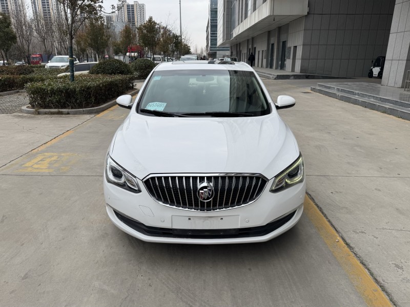 济宁17年别克英朗1