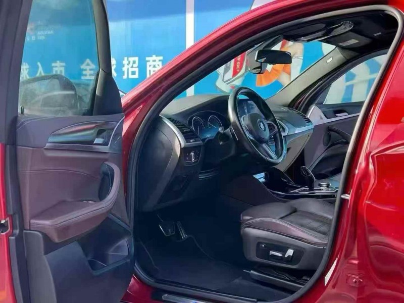 广州19年宝马X46