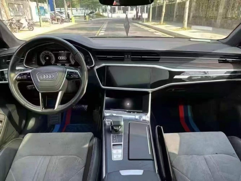 广州24年奥迪A6L4