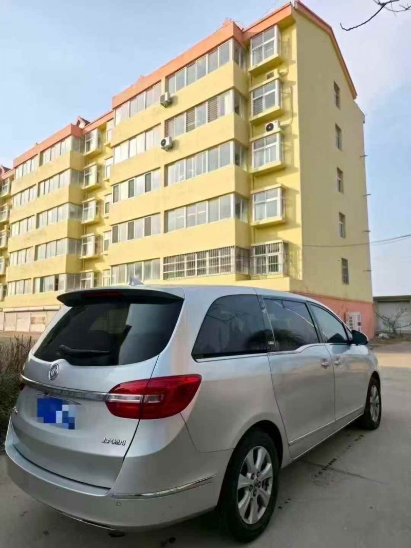 济宁16年别克GL87