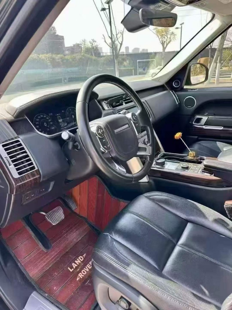 广州17年路虎揽胜行政3