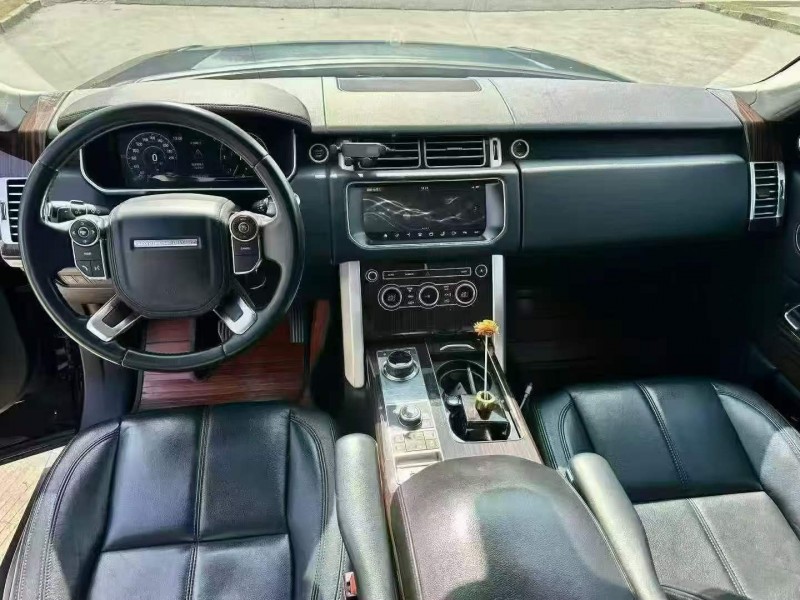 广州17年路虎揽胜行政4