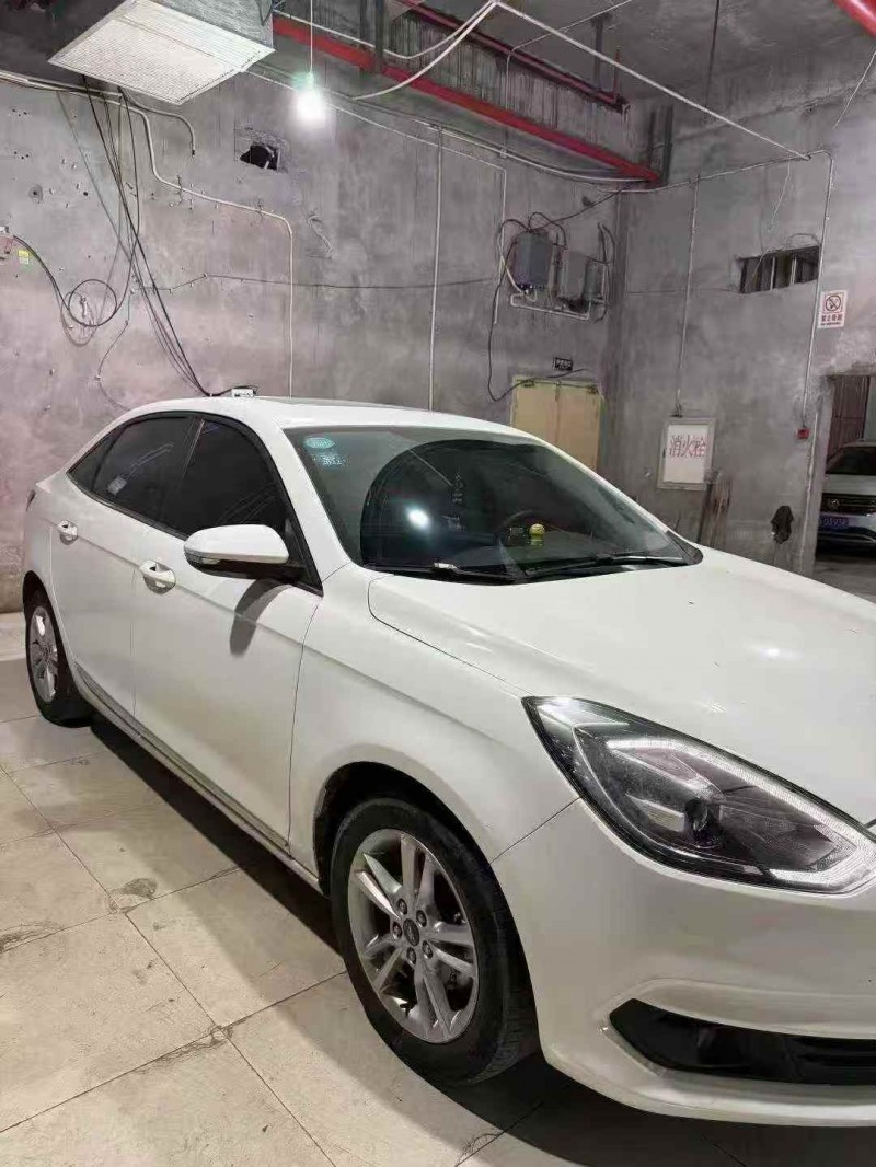 常州20年福特福睿斯3