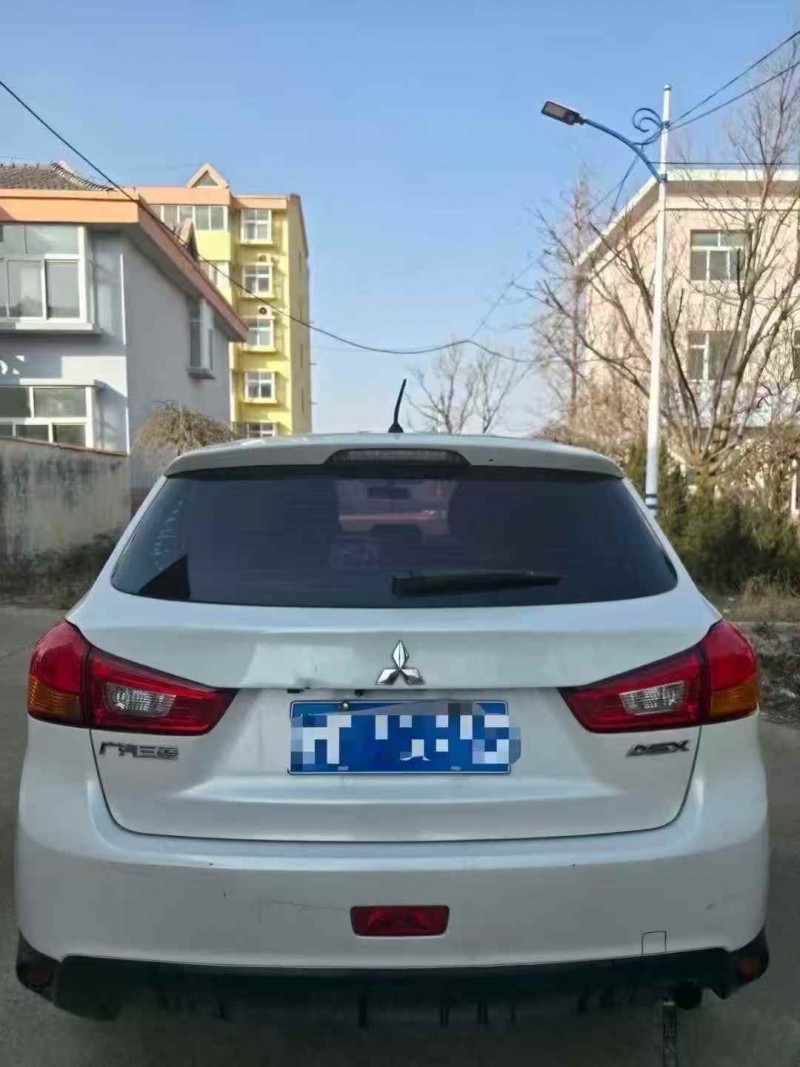 潍坊16年三菱劲炫9