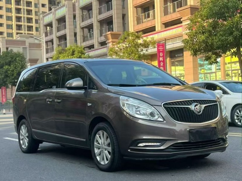 东莞18年别克GL84