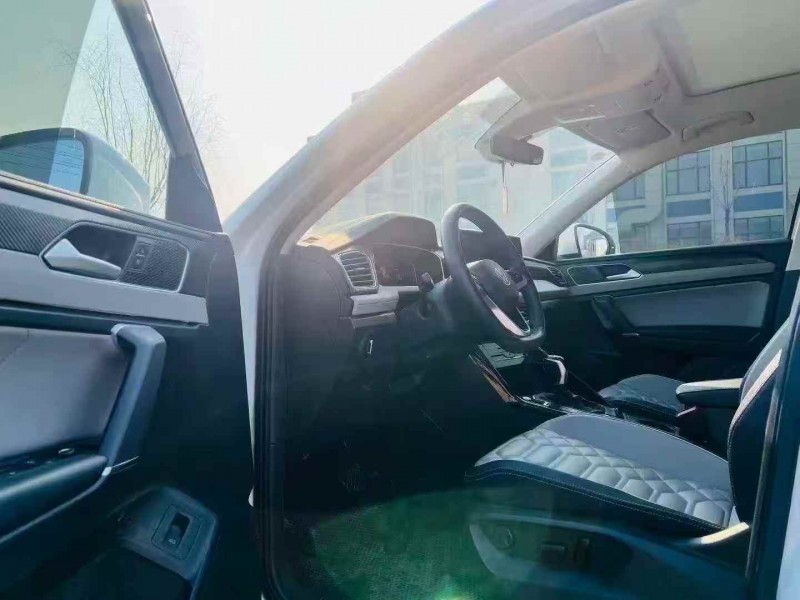 潍坊23年大众探岳4