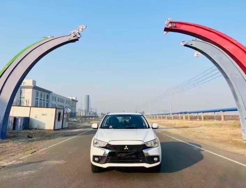 潍坊17年三菱劲炫1