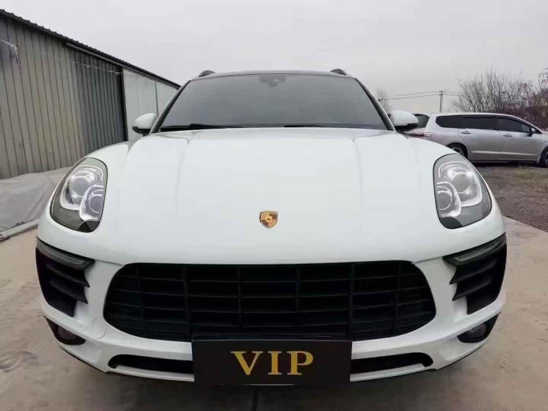 潍坊17年保时捷Macan1
