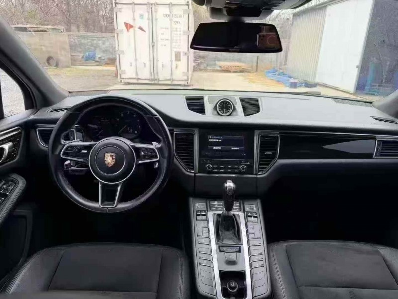 潍坊17年保时捷Macan6