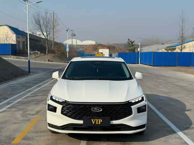 青岛25年福特蒙迪欧1