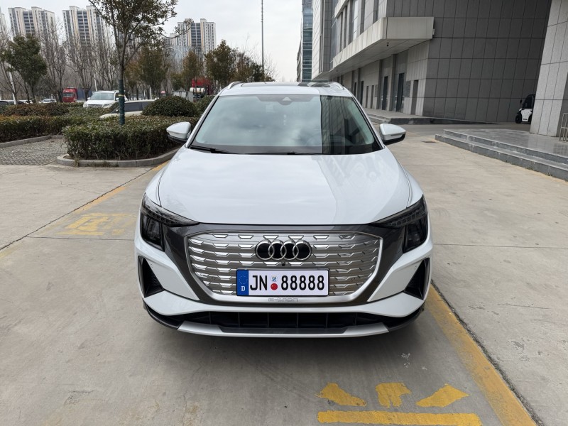 济宁23年奥迪Q51