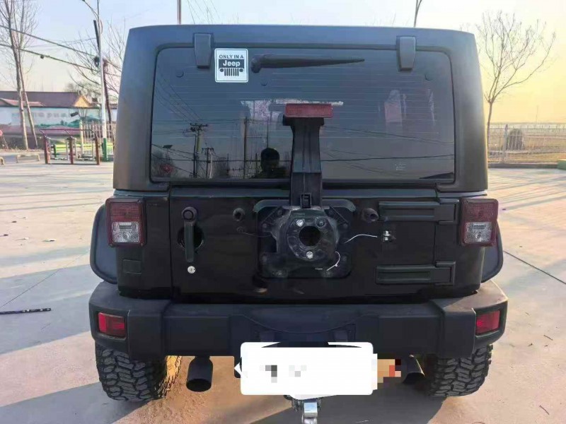 保定16年Jeep牧马人7
