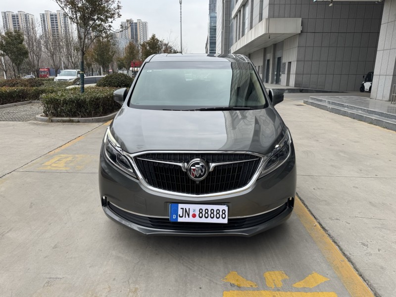 济宁18年别克GL81