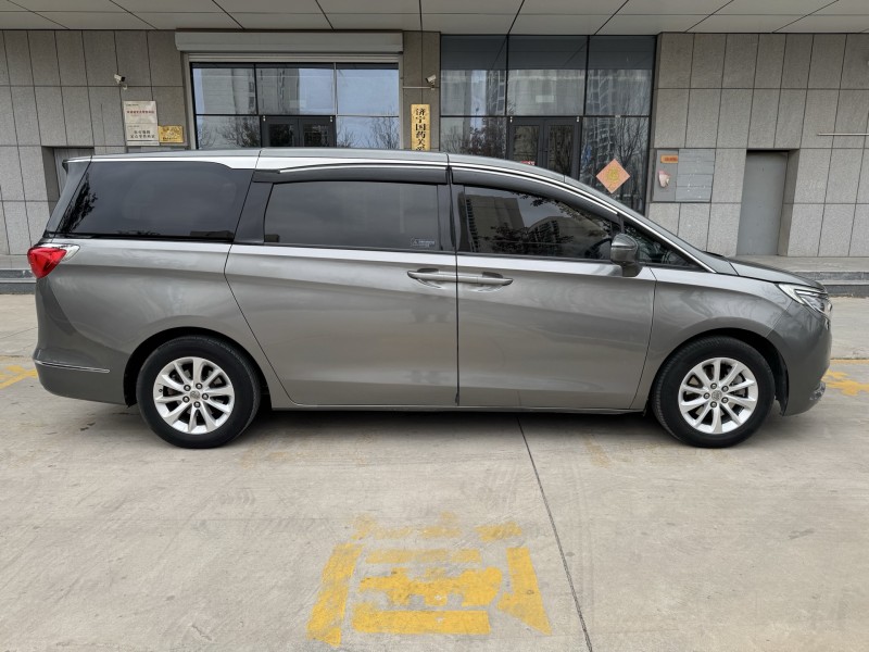 济宁18年别克GL87