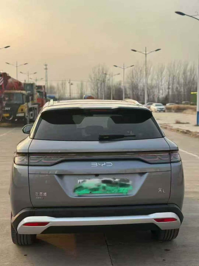 潍坊25年比亚迪宋9