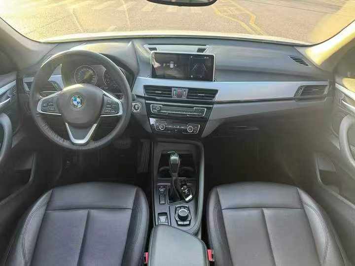 保定18年宝马X14