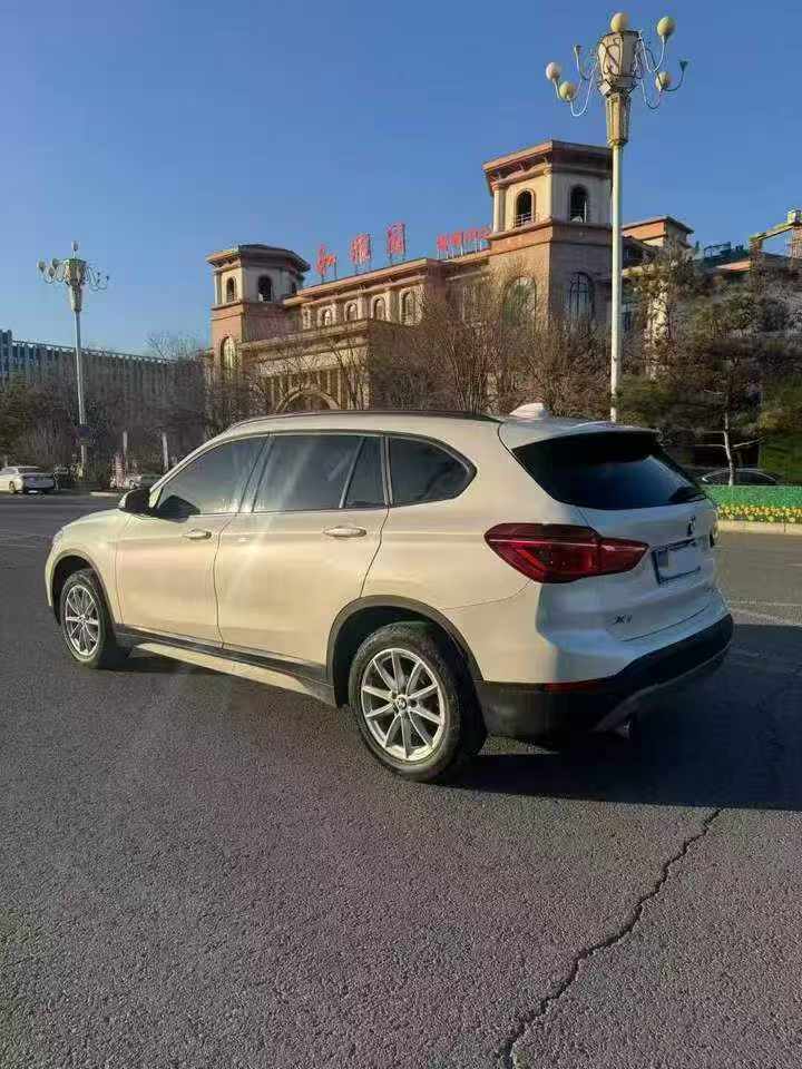 保定18年宝马X17