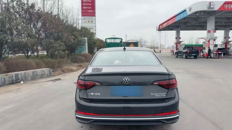 菏泽25年大众速腾9