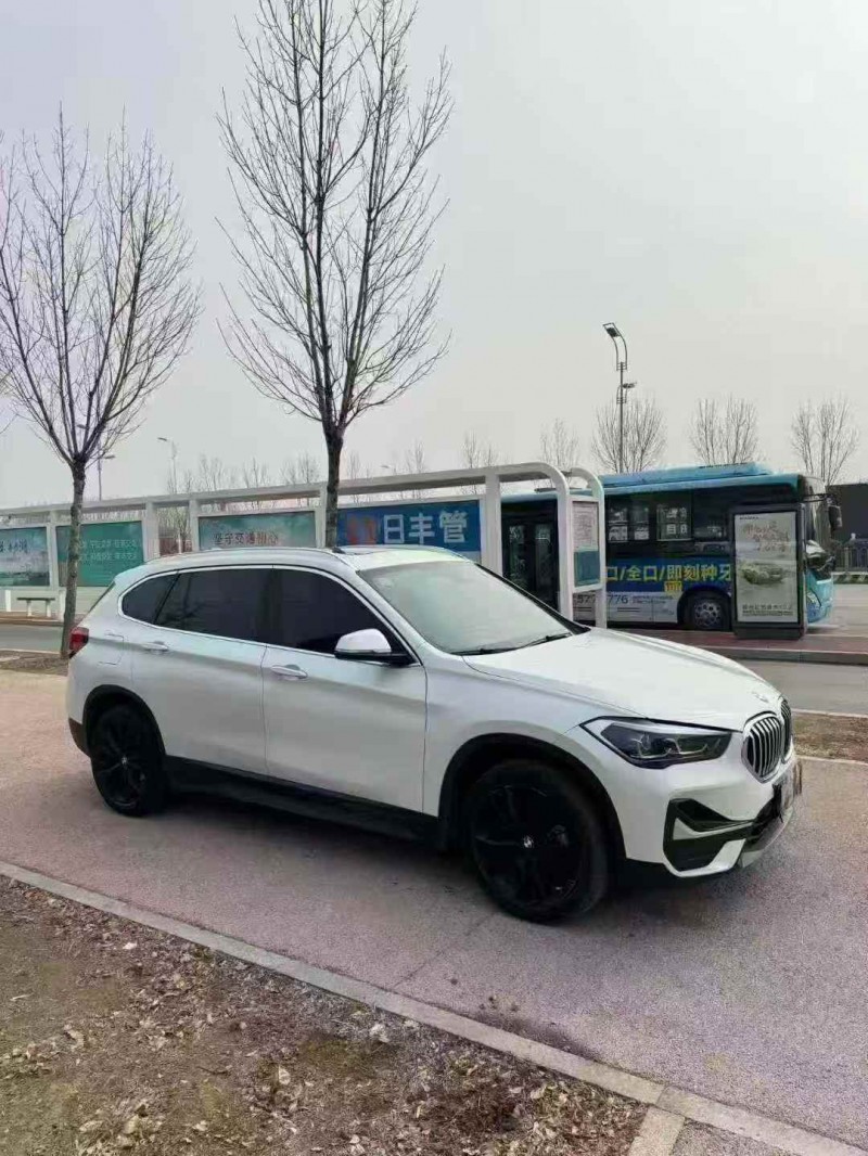 青岛21年宝马X13