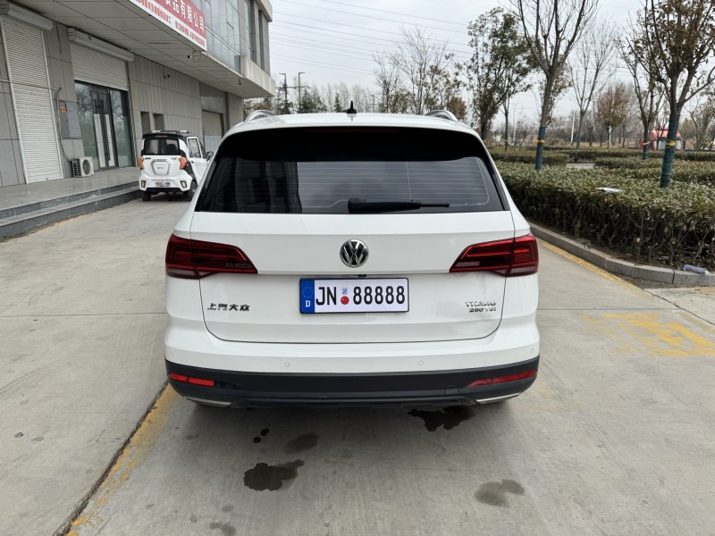 济宁19年大众途岳9