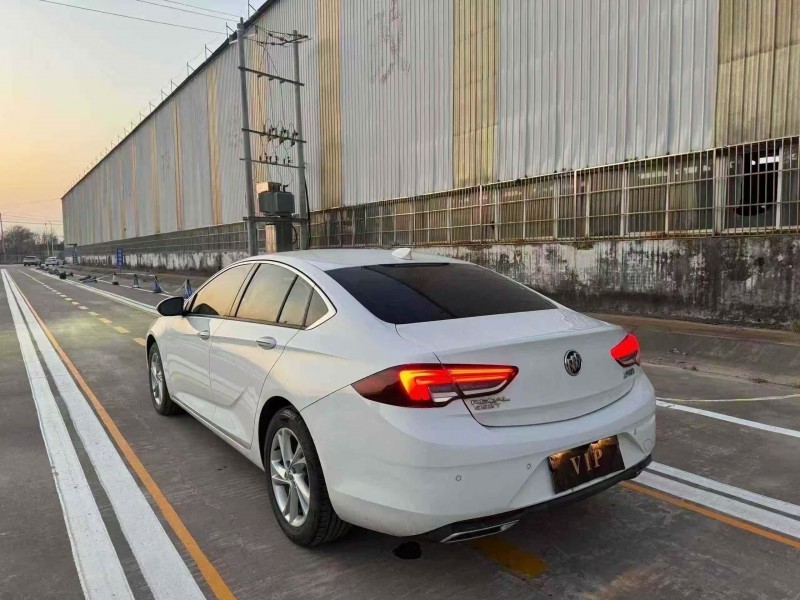 菏泽23年别克君威7