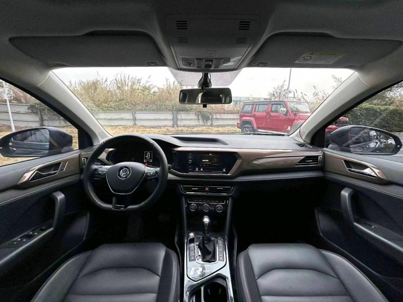 广州19年大众途岳4