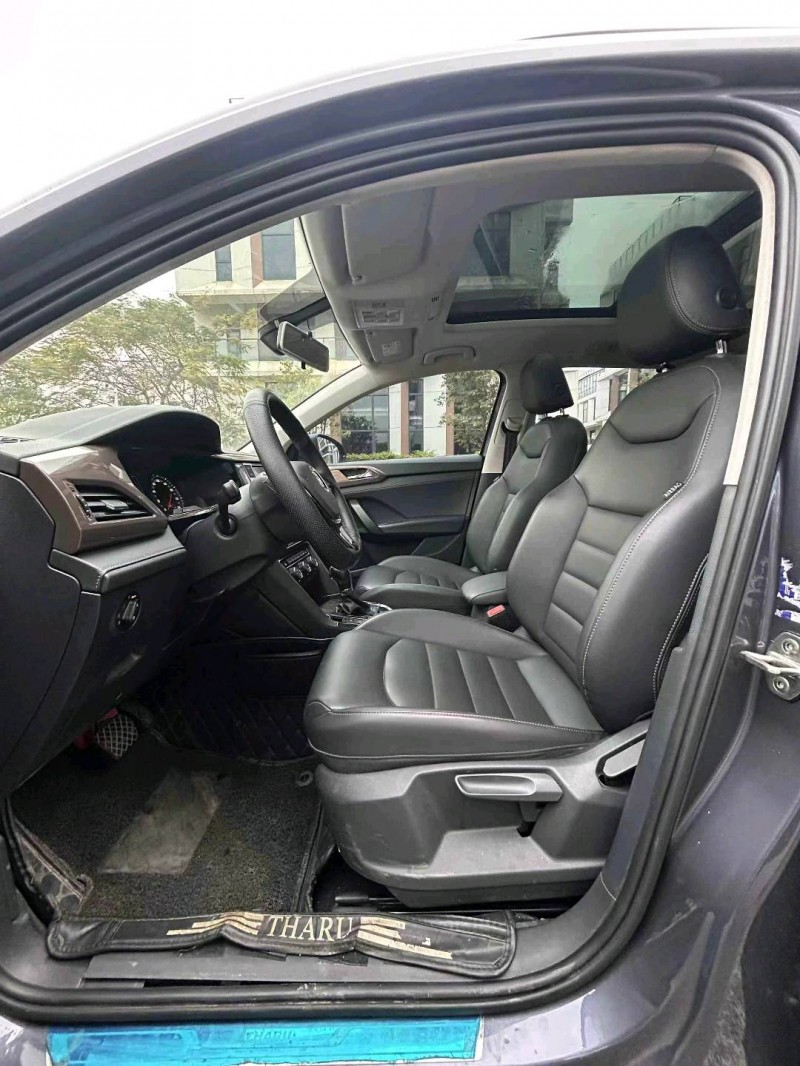 广州19年大众途岳5