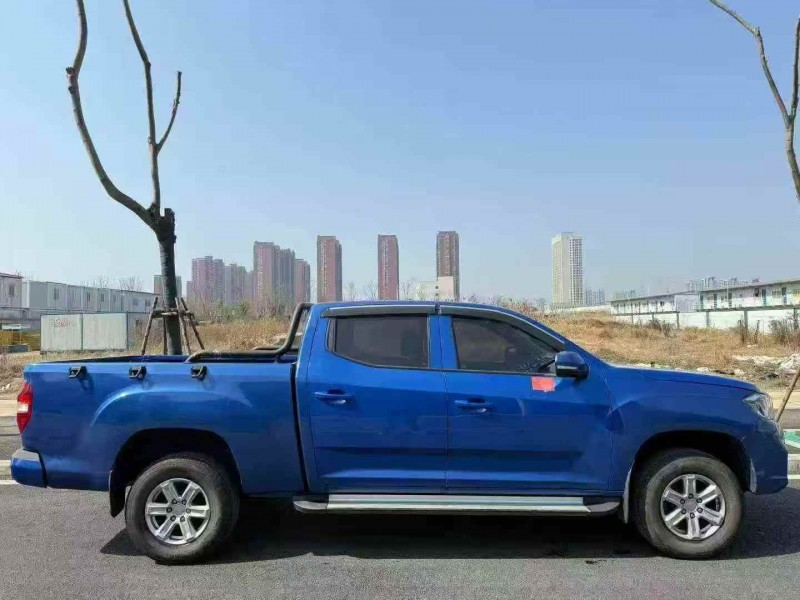 孝感22年大通T707