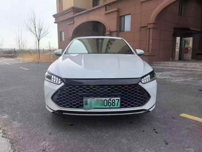 保定23年比亚迪秦1